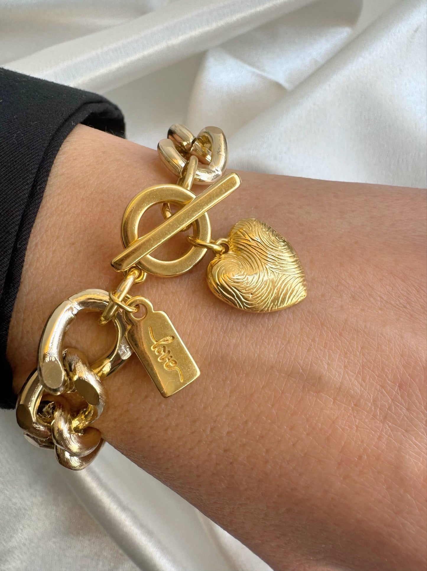 Gold Chunky Heart Bracelet