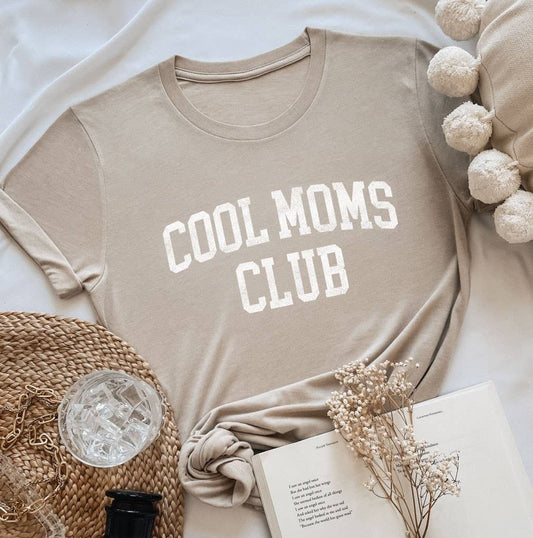 COOL MOMS CLUB T-Shirt