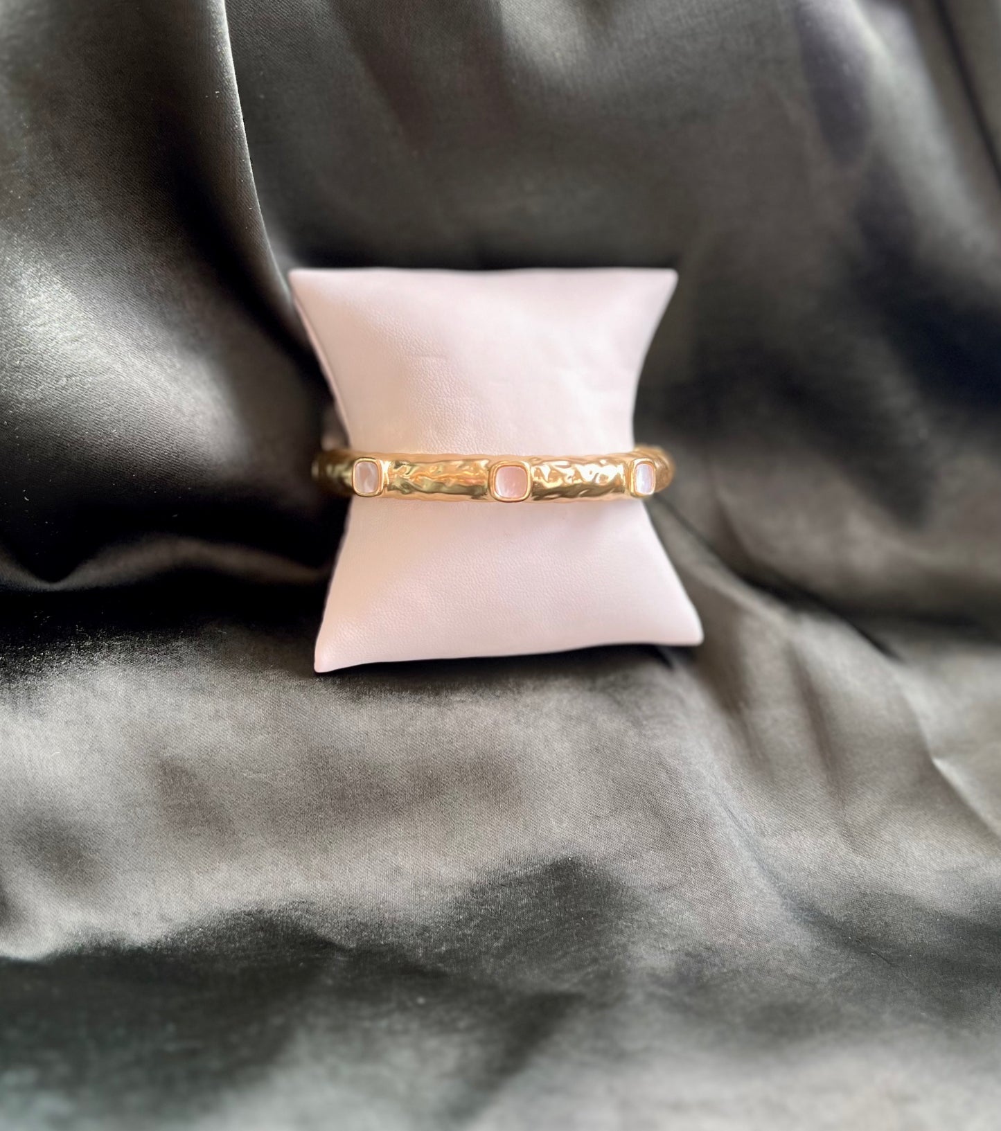 Style For The South Mother of Pearl Bracelet